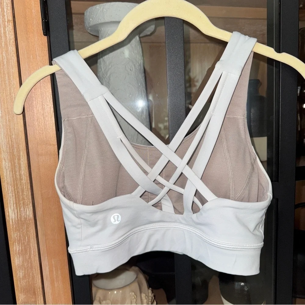 Lululemon Free to Be Elevated sports bra strappy padding